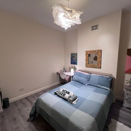 Relaxing&Cozy Room Лондон Экстерьер фото