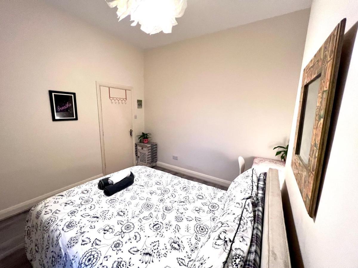 Relaxing&Cozy Room Лондон Экстерьер фото